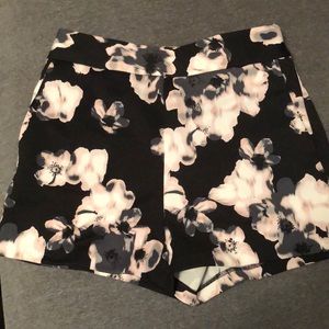 Express Shorts